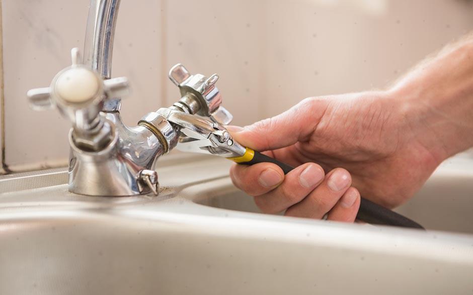 prix plombier wc bouché Vétheuil